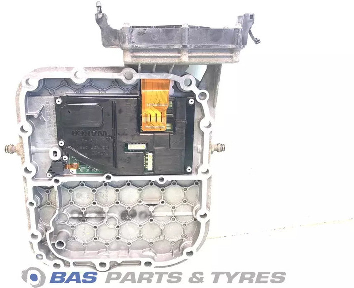 Renault T-Serie Versnellingsbakdeksel Renault 7424213321 - Gearbox for Truck: picture 2 Renault T-Serie Versnellingsbakdeksel Renault 7424213321 - Gearbox for Truck: picture 2