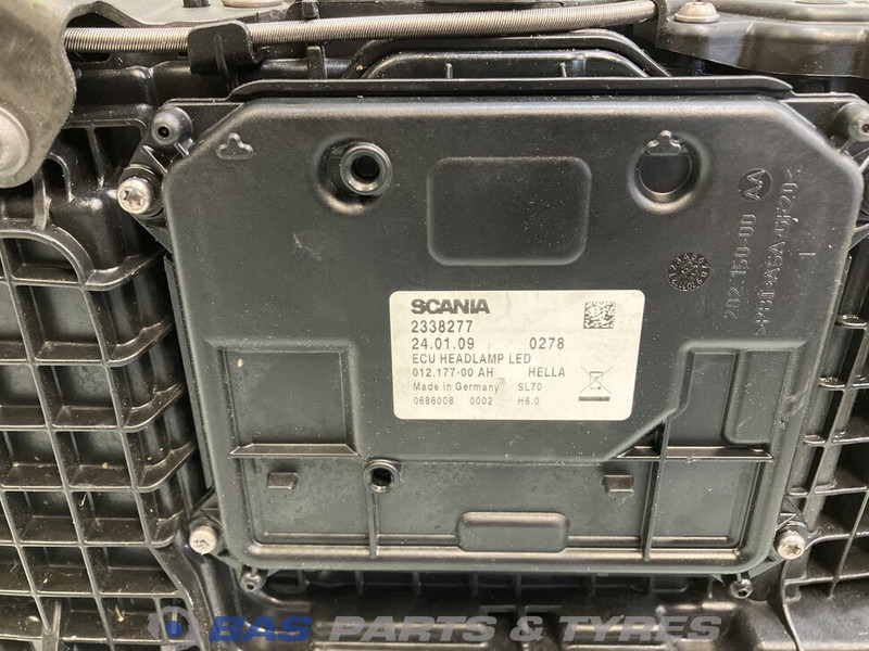 Scania - Headlight for Truck: picture 5 Scania - Headlight for Truck: picture 5