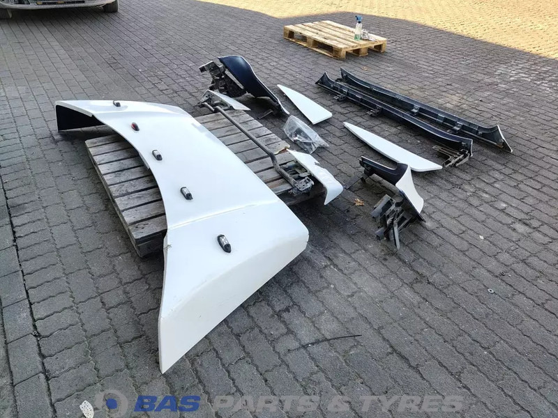 Scania R-Serie NextGen Spoilerset Scania CR-17 Normal L2H2 2720470 - Aerodynamics/ Spoiler for Truck: picture 4 Scania R-Serie NextGen Spoilerset Scania CR-17 Normal L2H2 2720470 - Aerodynamics/ Spoiler for Truck: picture 4