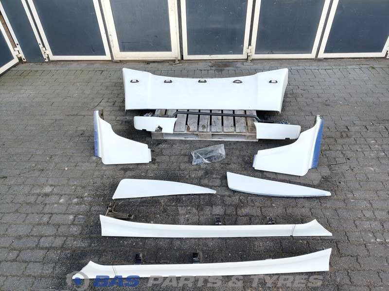 Scania R-Serie NextGen Spoilerset Scania CR-17 Normal L2H2 2720470 - Aerodynamics/ Spoiler for Truck: picture 1 Scania R-Serie NextGen Spoilerset Scania CR-17 Normal L2H2 2720470 - Aerodynamics/ Spoiler for Truck: picture 1