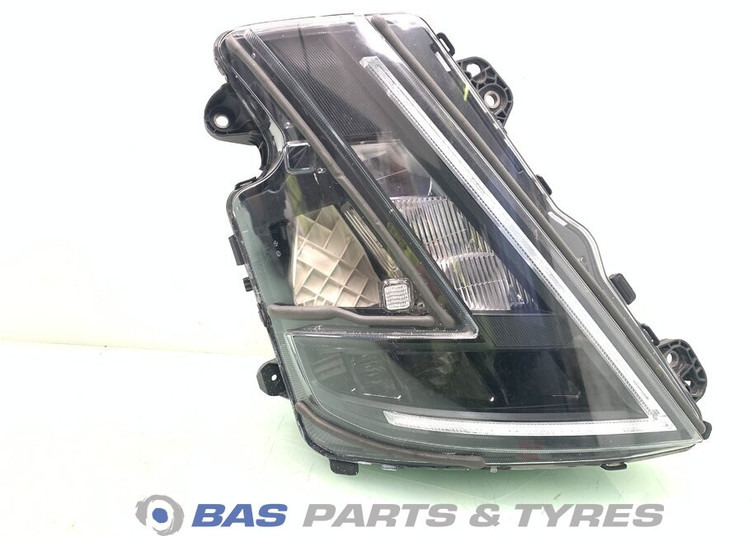 Volvo FH16 (FH5) Koplamp Rechts 22656780 - Headlight for Truck: picture 1 Volvo FH16 (FH5) Koplamp Rechts 22656780 - Headlight for Truck: picture 1