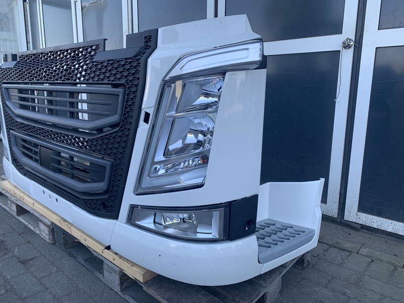 Volvo FH4 - Bumper for Truck: picture 2 Volvo FH4 - Bumper for Truck: picture 2