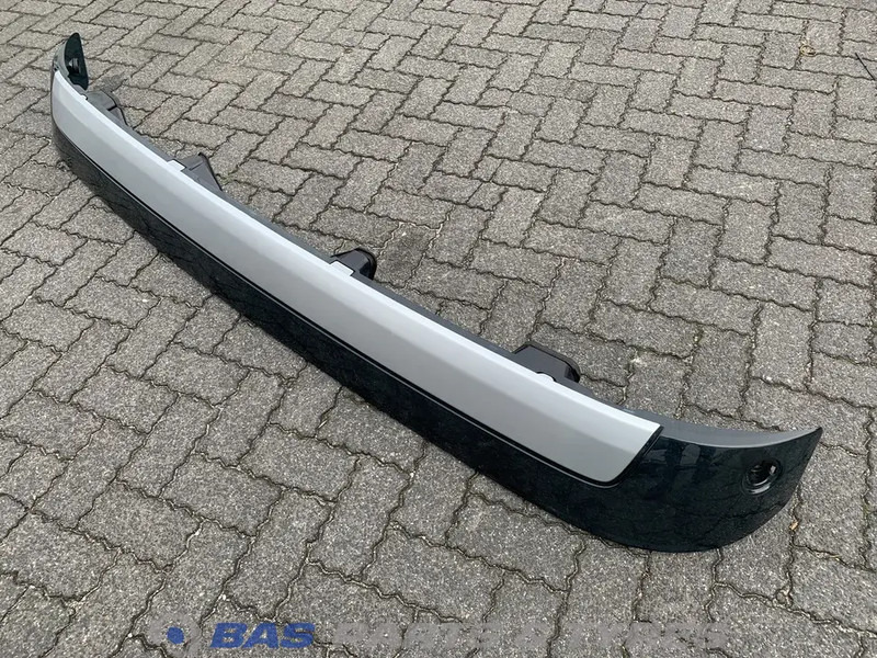 Volvo FH4 Zonneklep Volvo Globetrotter L2H2 82131055 - Sun visor for Truck: picture 2 Volvo FH4 Zonneklep Volvo Globetrotter L2H2 82131055 - Sun visor for Truck: picture 2