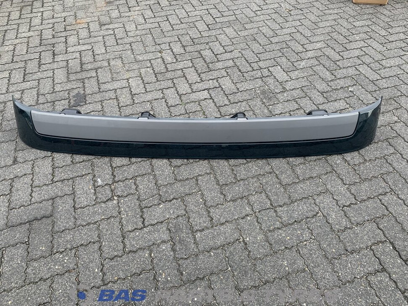 Volvo FH4 Zonneklep Volvo Globetrotter L2H2 82131055 - Sun visor for Truck: picture 1 Volvo FH4 Zonneklep Volvo Globetrotter L2H2 82131055 - Sun visor for Truck: picture 1
