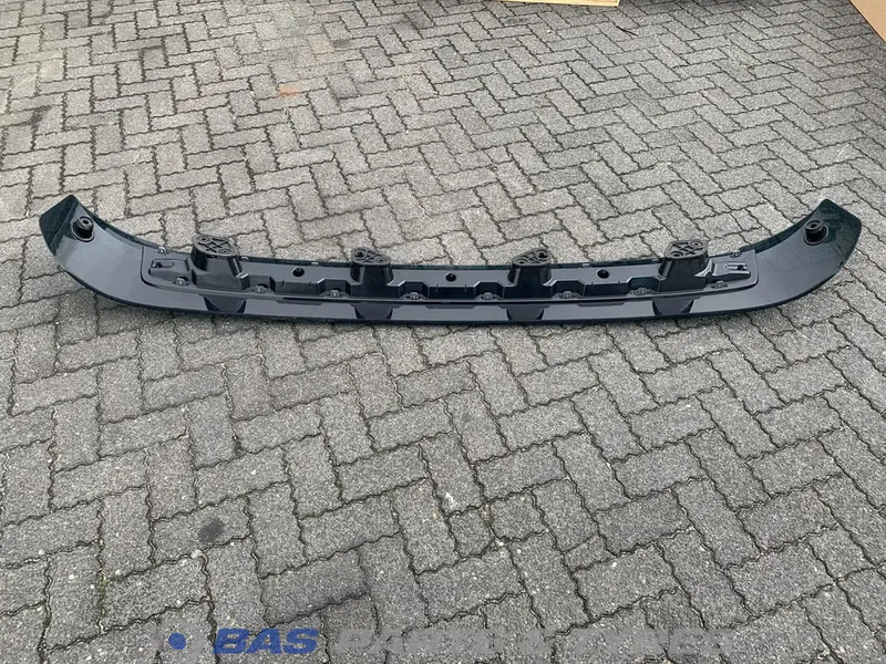 Volvo FH4 Zonneklep Volvo Globetrotter L2H2 82131055 - Sun visor for Truck: picture 4 Volvo FH4 Zonneklep Volvo Globetrotter L2H2 82131055 - Sun visor for Truck: picture 4