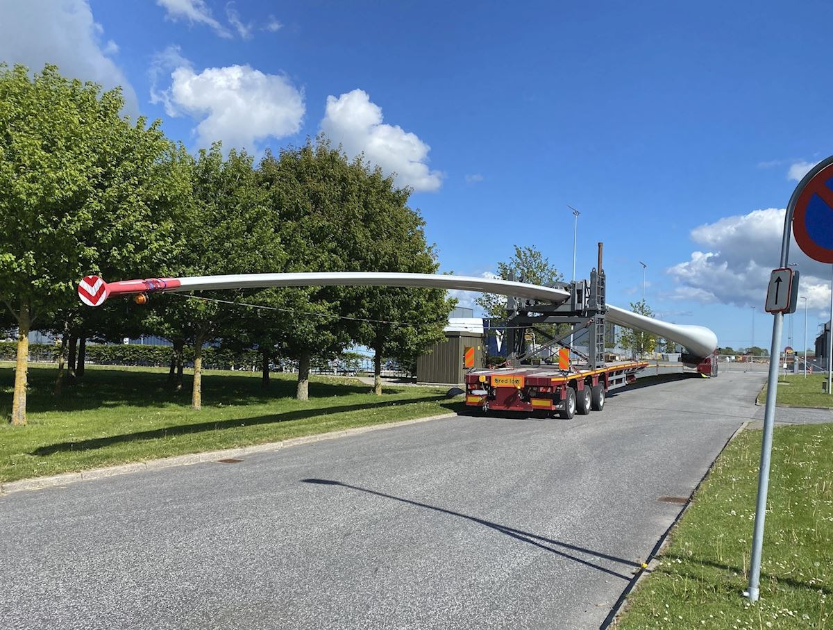Faymonville F-S43-2GXX (Bladetrailer) - Low loader semi-trailer: picture 4 Faymonville F-S43-2GXX (Bladetrailer) - Low loader semi-trailer: picture 4