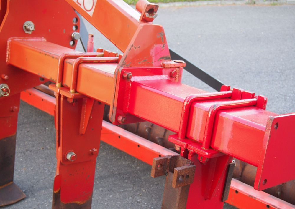 Głębosz Demblon 2008 - Subsoiler: picture 5 Głębosz Demblon 2008 - Subsoiler: picture 5