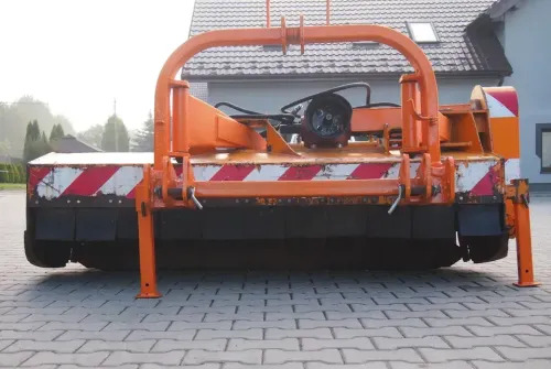 Kosiarka bijakowa 2M 2005 Szerokość robocza 2m - Flail mower: picture 4 Kosiarka bijakowa 2M 2005 Szerokość robocza 2m - Flail mower: picture 4