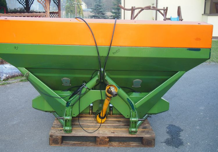 Rozsiewacz nawozów Amazone ZU-A1801 18m Rozsiewacz nawozów Amazone - Fertilizer spreader: picture 5 Rozsiewacz nawozów Amazone ZU-A1801 18m Rozsiewacz nawozów Amazone - Fertilizer spreader: picture 5