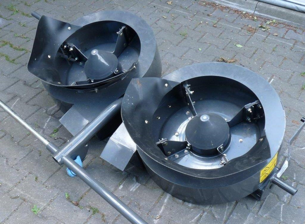 Claas ROZRZUTNIK PLEW LEXION SERIA 600 - Harvester attachment: picture 5 Claas ROZRZUTNIK PLEW LEXION SERIA 600 - Harvester attachment: picture 5