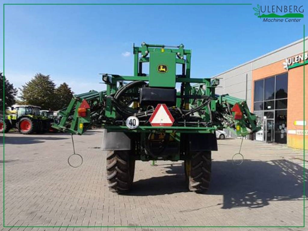 John Deere M 740  - Trailed sprayer: picture 5 John Deere M 740  - Trailed sprayer: picture 5
