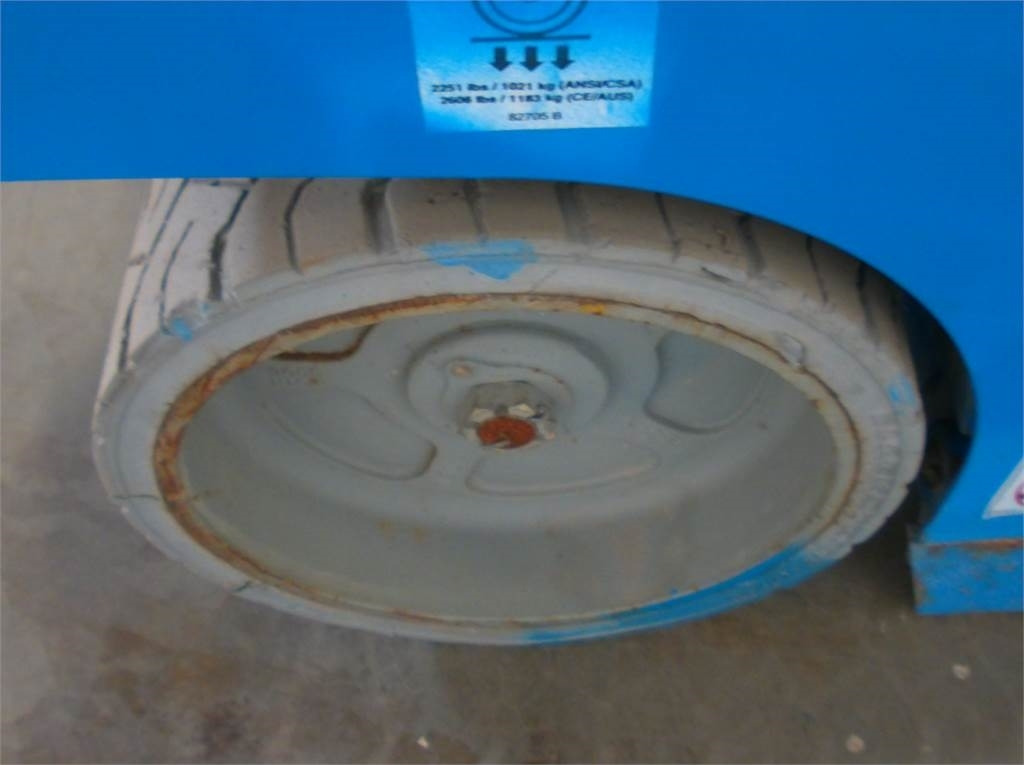 Scissor lift Genie GS3246: picture 11