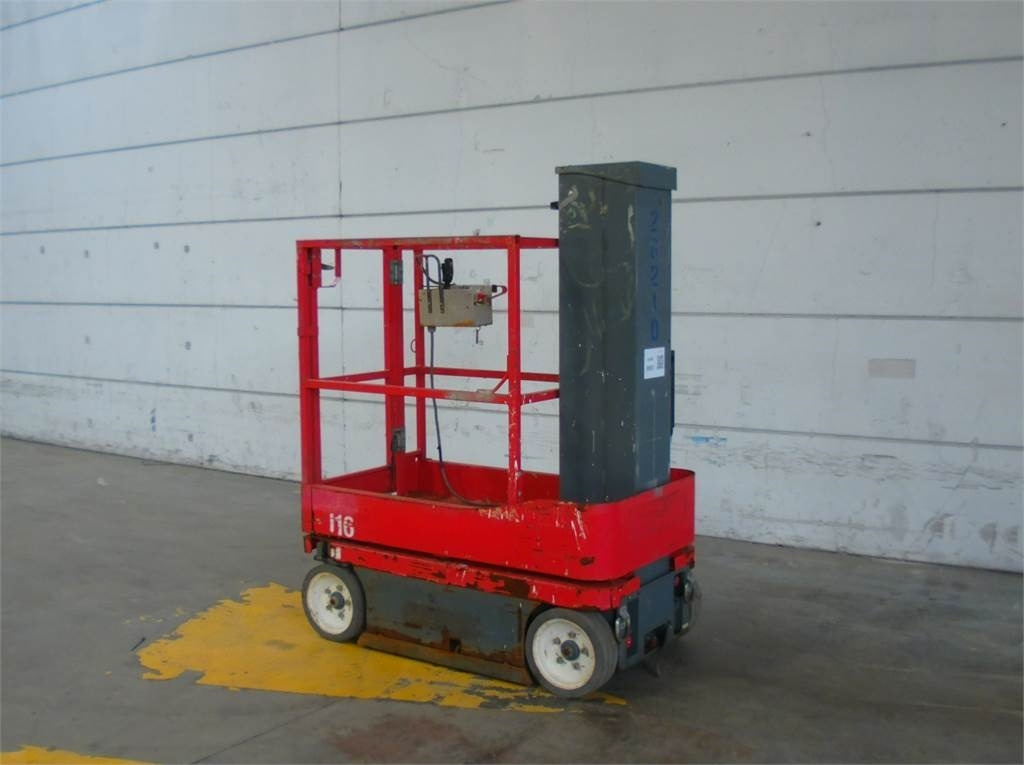 SkyJack SJ16 - Vertical mast lift: picture 2 SkyJack SJ16 - Vertical mast lift: picture 2