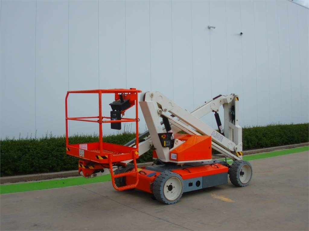 Snorkel A38E - Articulated boom: picture 2 Snorkel A38E - Articulated boom: picture 2