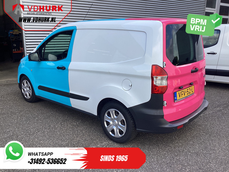 Ford Transit Courier 1.5 TDCI Trend BPM VRIJ! Stoelverw./ CarPlay/ Navi/ PDC/ Cruise/ Airco - Small van: picture 2 Ford Transit Courier 1.5 TDCI Trend BPM VRIJ! Stoelverw./ CarPlay/ Navi/ PDC/ Cruise/ Airco - Small van: picture 2