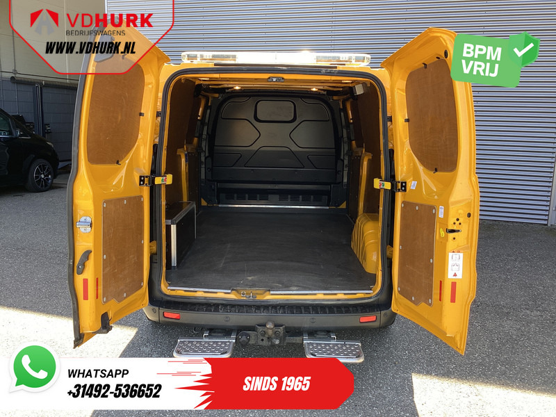 Ford Transit Custom 340 2.0 TDCI 130 pk L2 EXPORT ONLY Schuifdeur 2x/ 2.8t Trekverm./ Carplay/ Stoelverw./ Camera/ Trekhaak - Small van: picture 5 Ford Transit Custom 340 2.0 TDCI 130 pk L2 EXPORT ONLY Schuifdeur 2x/ 2.8t Trekverm./ Carplay/ Stoelverw./ Camera/ Trekhaak - Small van: picture 5