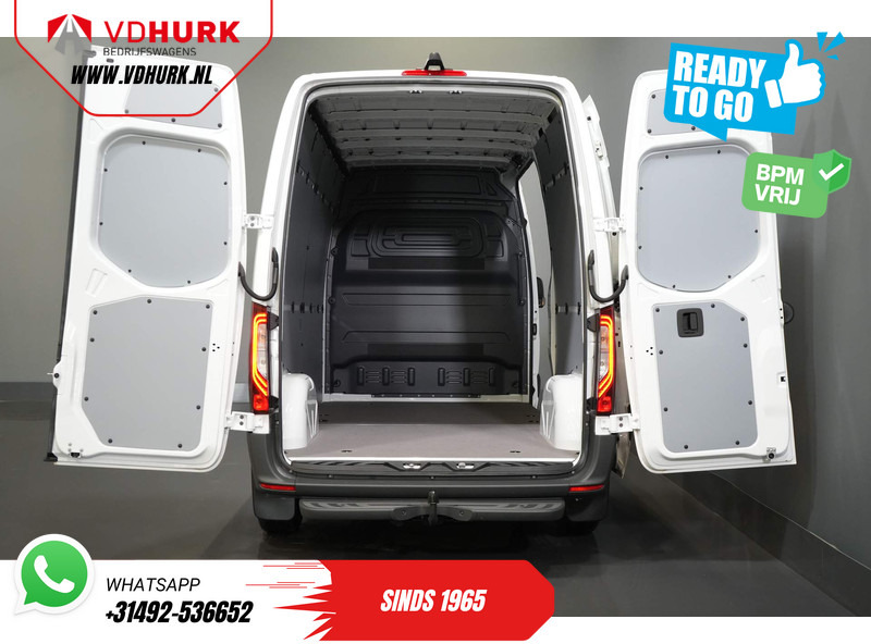Mercedes-Benz Sprinter 211 Aut. L2H2 BPM VRIJ/ LED/ Standkachel/ Stoelverw./ Airco/ Carplay/ Camera/ Cruise/ Trekhaak - Small van: picture 5 Mercedes-Benz Sprinter 211 Aut. L2H2 BPM VRIJ/ LED/ Standkachel/ Stoelverw./ Airco/ Carplay/ Camera/ Cruise/ Trekhaak - Small van: picture 5
