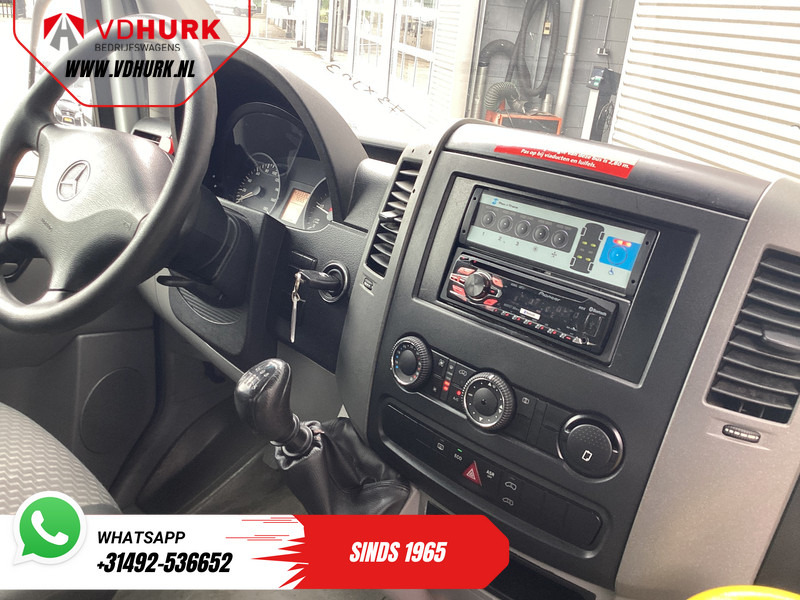 Mercedes-Benz Sprinter 313 2.2 CDI L2H2 €9.922 Incl. BTW BPM VRIJ! EXPORT ONLY Combi/ 9 Persoons/ Kombi/ 9P/ Airco/ Rolstoellift - Minibus, Passenger van: picture 3 Mercedes-Benz Sprinter 313 2.2 CDI L2H2 €9.922 Incl. BTW BPM VRIJ! EXPORT ONLY Combi/ 9 Persoons/ Kombi/ 9P/ Airco/ Rolstoellift - Minibus, Passenger van: picture 3