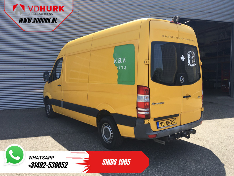 Mercedes-Benz Sprinter 316 2.2 CDI Aut. L2H2 EXPORT ONLY 3.5T Trekgewicht / Airco/ Cruise/ Trekhaak - Panel van: picture 2 Mercedes-Benz Sprinter 316 2.2 CDI Aut. L2H2 EXPORT ONLY 3.5T Trekgewicht / Airco/ Cruise/ Trekhaak - Panel van: picture 2