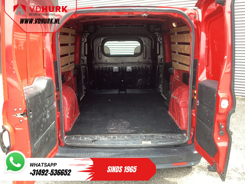 Opel Combo 1.3 CDTi 90 pk L2 EXPORT ONLY NL Auto/ 2xSchuifdeur/ Airco/ Cruise/ PDC/ Trekhaak - Small van: picture 5 Opel Combo 1.3 CDTi 90 pk L2 EXPORT ONLY NL Auto/ 2xSchuifdeur/ Airco/ Cruise/ PDC/ Trekhaak - Small van: picture 5