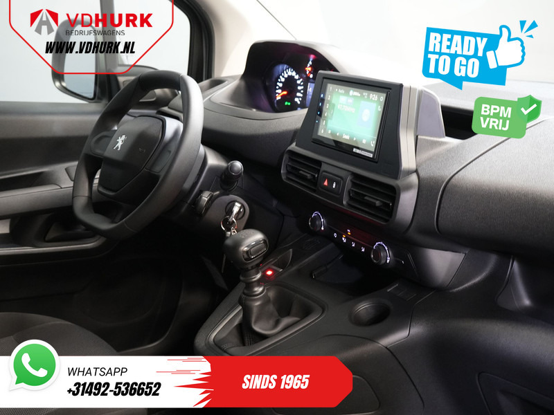 Peugeot Partner 1.5 HDi 100 pk BPM VRIJ Ready2Go 3Pers./ Carplay/ Airco/ Cruise/ Camera/ PDC - Small van: picture 3 Peugeot Partner 1.5 HDi 100 pk BPM VRIJ Ready2Go 3Pers./ Carplay/ Airco/ Cruise/ Camera/ PDC - Small van: picture 3