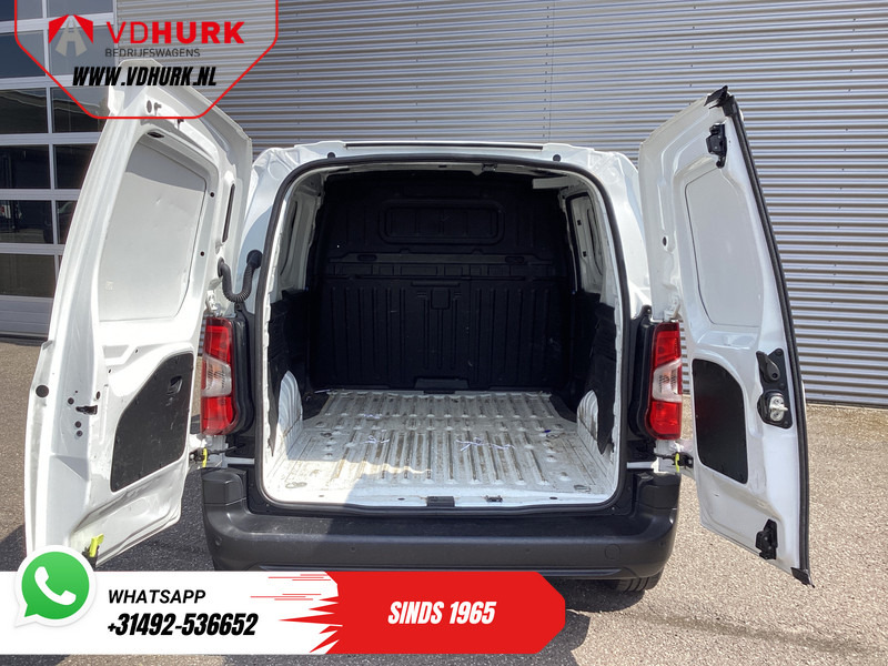 Toyota PROACE CITY 1.5 100 pk EXPORT ONLY Carplay/ Navi/ PDC/ Cruise/ Airco - Small van: picture 5 Toyota PROACE CITY 1.5 100 pk EXPORT ONLY Carplay/ Navi/ PDC/ Cruise/ Airco - Small van: picture 5