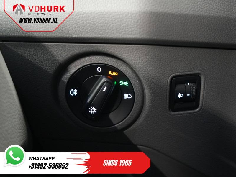 Panel van Volkswagen Crafter 35 2.0 TDI 140 pk L3H3 BPM VRIJ! 270Gr. Deuren/ Carplay/ Climate/ Camera/ Cruise: picture 18