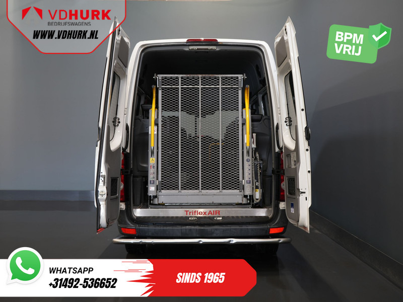 Volkswagen Crafter 35 2.0 TDI L2H2 EXPORT Combi/ 9 Persoons/ Kombi/ 9P/ Sidebar/ Rearbar/ Cruise/ Airco/ Rolstoellift - Minibus, Passenger van: picture 5 Volkswagen Crafter 35 2.0 TDI L2H2 EXPORT Combi/ 9 Persoons/ Kombi/ 9P/ Sidebar/ Rearbar/ Cruise/ Airco/ Rolstoellift - Minibus, Passenger van: picture 5