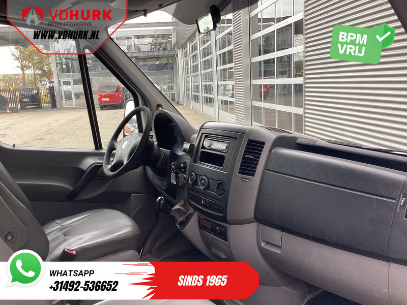 Volkswagen Crafter 50 2.5 TDI Aut. L2H2 DC Dubbel Cabine EXPORT 5 cil/ 3.5t Trekverm./ Airco/ 6 Pers./ 270Gr.Deuren/ Trekhaak - Panel van, Combi van: picture 3 Volkswagen Crafter 50 2.5 TDI Aut. L2H2 DC Dubbel Cabine EXPORT 5 cil/ 3.5t Trekverm./ Airco/ 6 Pers./ 270Gr.Deuren/ Trekhaak - Panel van, Combi van: picture 3