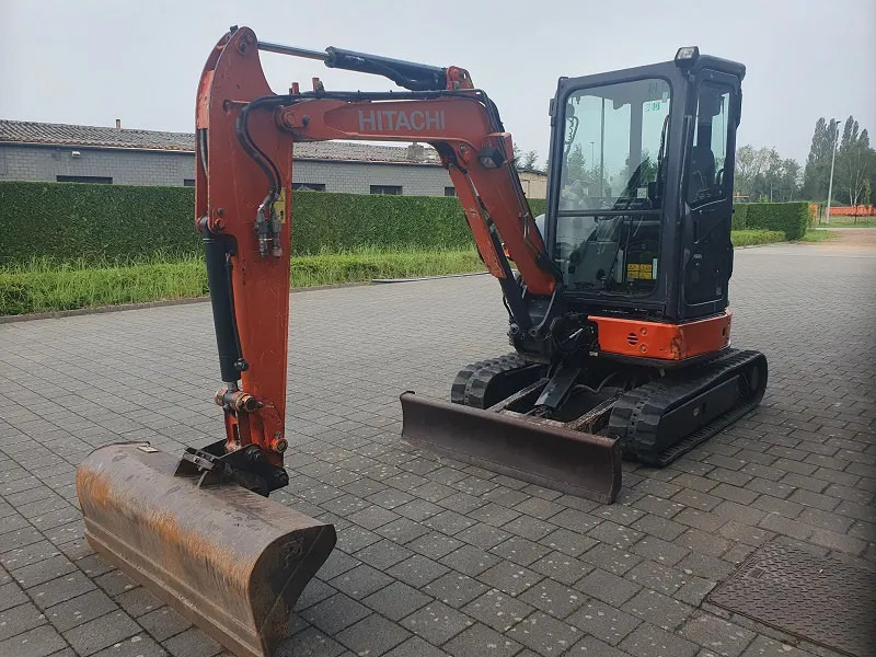 Hitachi ZX33U -5A -CLR - Mini excavator: picture 2 Hitachi ZX33U -5A -CLR - Mini excavator: picture 2