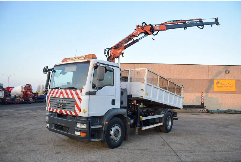 MAN TGM 18.240 - Tipper, Crane truck: picture 2 MAN TGM 18.240 - Tipper, Crane truck: picture 2