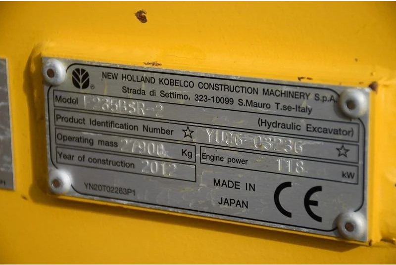 Crawler excavator New Holland Kobelco E235B SR-LCT: picture 8