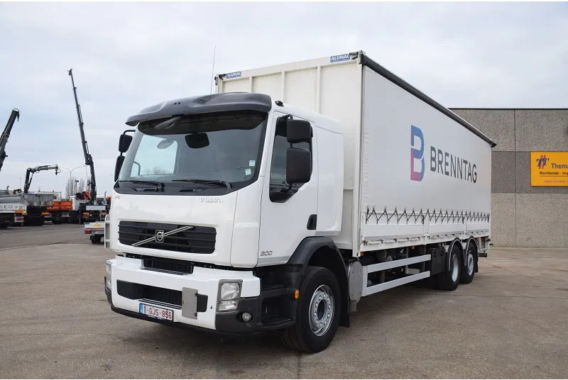 Volvo FE 300 - Box truck: picture 2 Volvo FE 300 - Box truck: picture 2