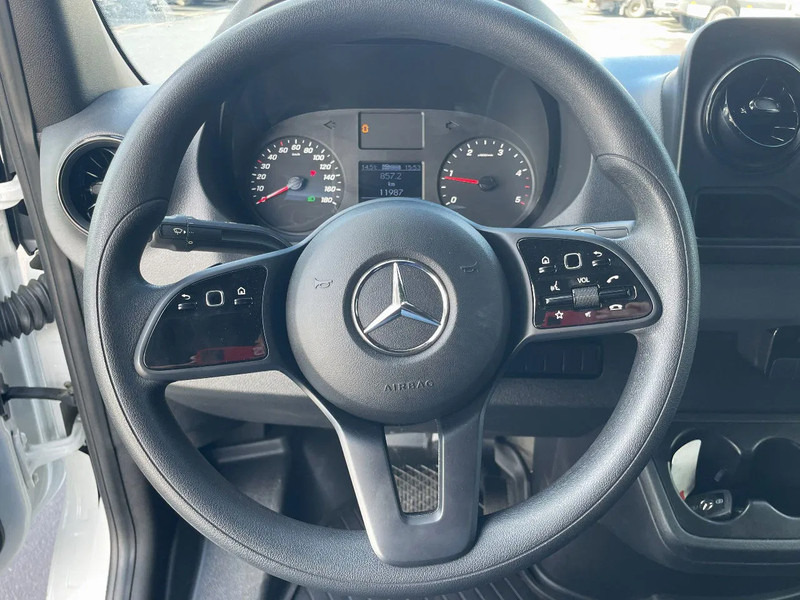 Mercedes-Benz Sprinter 315 L3H2*NEW Carrier xarios 350 -18°C*achteruitrijcamera*navigatie*zetelverwarming*360° camera* - Refrigerated delivery van: picture 2 Mercedes-Benz Sprinter 315 L3H2*NEW Carrier xarios 350 -18°C*achteruitrijcamera*navigatie*zetelverwarming*360° camera* - Refrigerated delivery van: picture 2