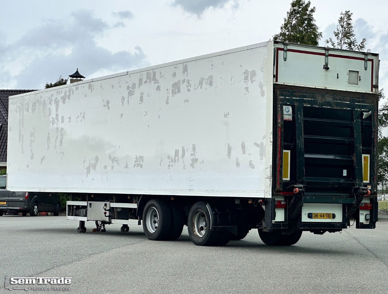 Lamboo T03 Isolated BOX + Heater Steering Axle Lift Axle Tail Lift NL-Trailer - Closed box semi-trailer: picture 3 Lamboo T03 Isolated BOX + Heater Steering Axle Lift Axle Tail Lift NL-Trailer - Closed box semi-trailer: picture 3