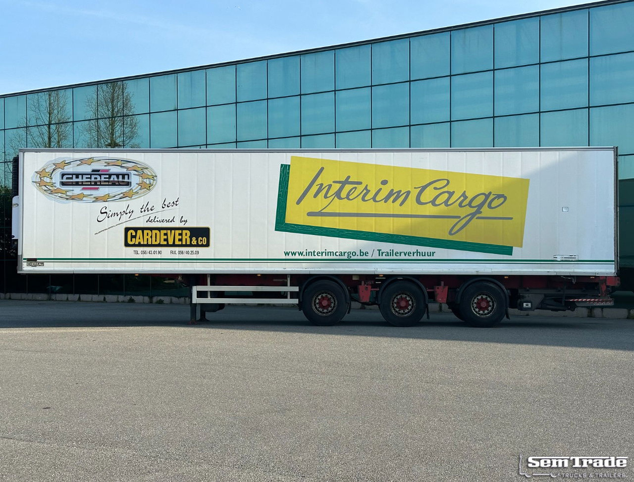 Renders Chereau Carrier Maxima 1300 Steering Axle Tail Lift Belgium Trailer - Refrigerator semi-trailer: picture 2 Renders Chereau Carrier Maxima 1300 Steering Axle Tail Lift Belgium Trailer - Refrigerator semi-trailer: picture 2