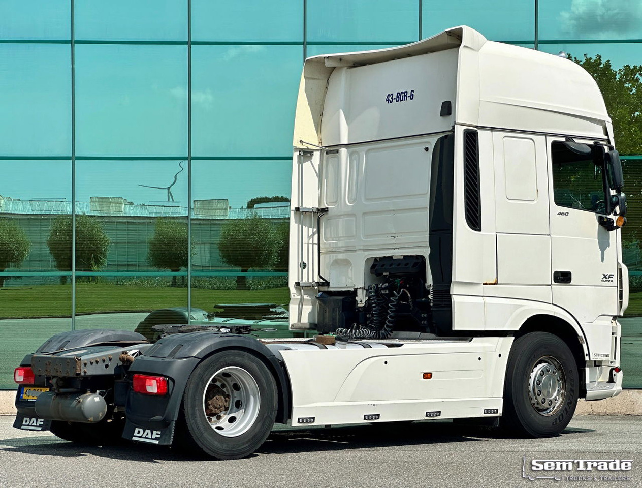 DAF XF 460 FT SSC Euro 6 Full Spoiler 2X Tanks Holland-Truck - Tractor truck: picture 4 DAF XF 460 FT SSC Euro 6 Full Spoiler 2X Tanks Holland-Truck - Tractor truck: picture 4