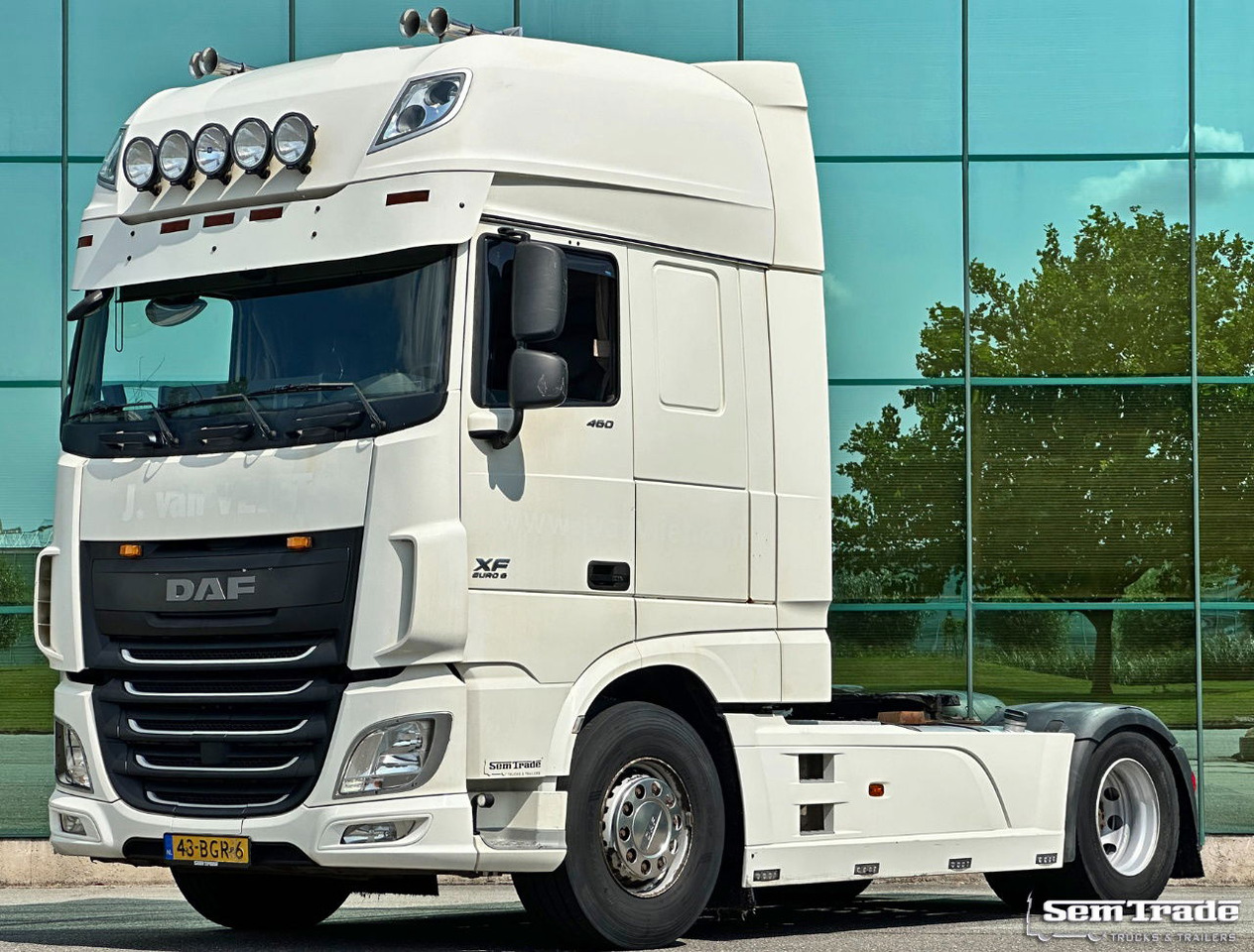DAF XF 460 FT SSC Euro 6 Full Spoiler 2X Tanks Holland-Truck - Tractor truck: picture 1 DAF XF 460 FT SSC Euro 6 Full Spoiler 2X Tanks Holland-Truck - Tractor truck: picture 1