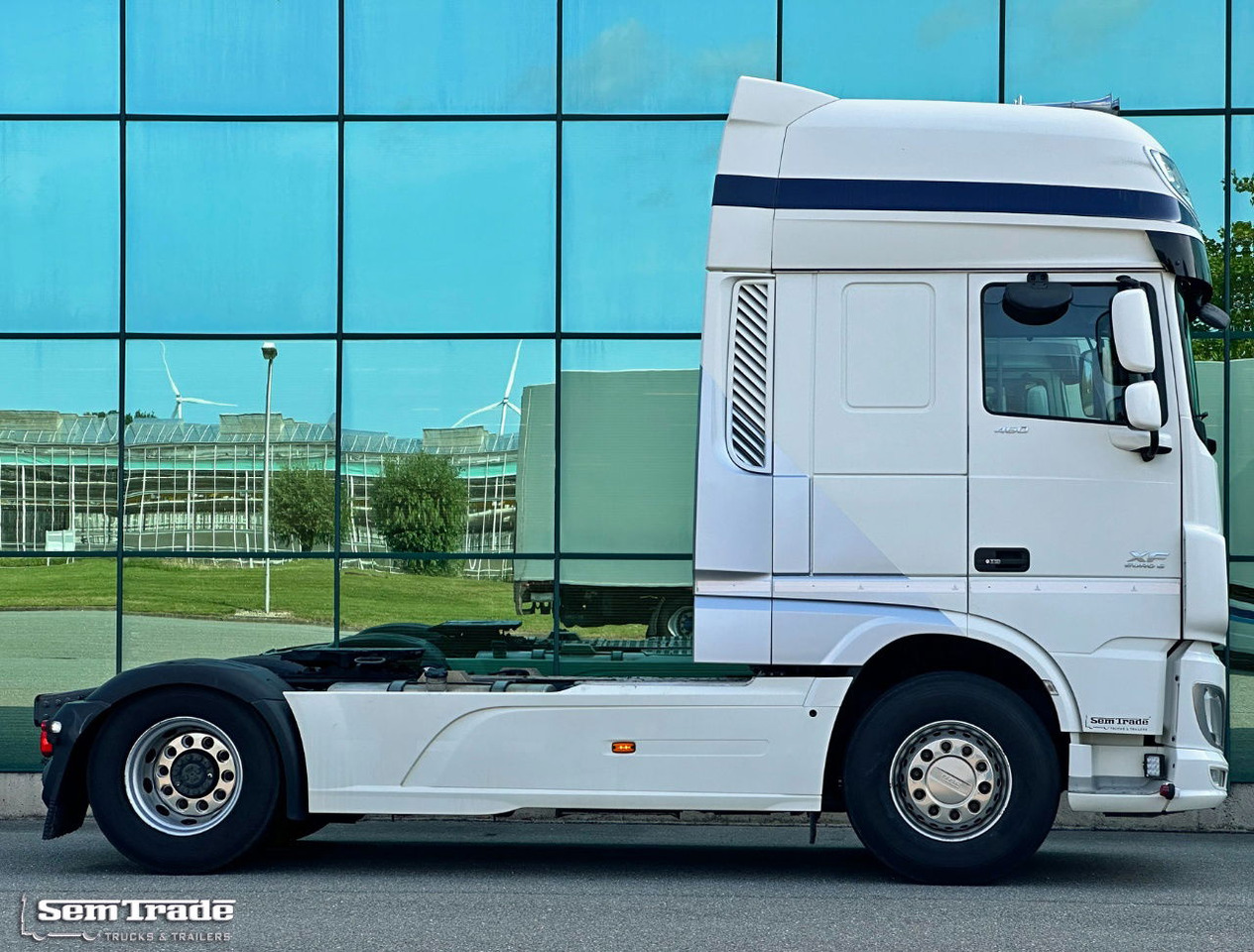 DAF XF 460 FT SSC Euro 6 Full Spoiler 2X Tanks Smart Tacho TOP Condition - Tractor truck: picture 5 DAF XF 460 FT SSC Euro 6 Full Spoiler 2X Tanks Smart Tacho TOP Condition - Tractor truck: picture 5