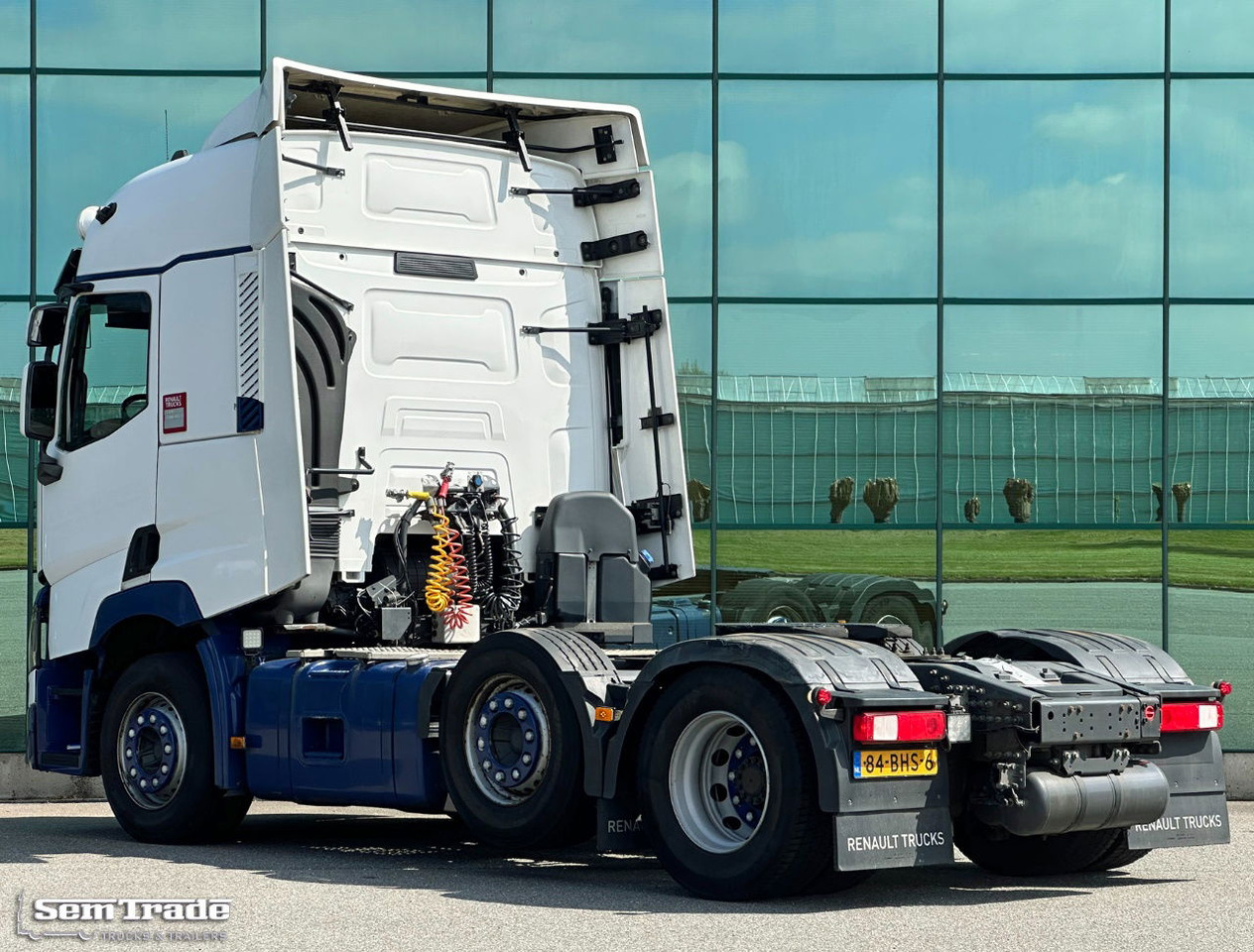 Renault T460 Comfort Euro 6 Only 654.000 KM 2X Tanks NL-Truck - Tractor truck: picture 3 Renault T460 Comfort Euro 6 Only 654.000 KM 2X Tanks NL-Truck - Tractor truck: picture 3
