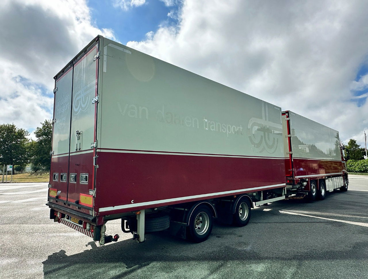 Volvo FH 500 I-Park Cool VAN Beurden Isolated Boxes Tail Lift TRS CoolING TOP Condition Holland-Combi - Refrigerator truck: picture 4 Volvo FH 500 I-Park Cool VAN Beurden Isolated Boxes Tail Lift TRS CoolING TOP Condition Holland-Combi - Refrigerator truck: picture 4