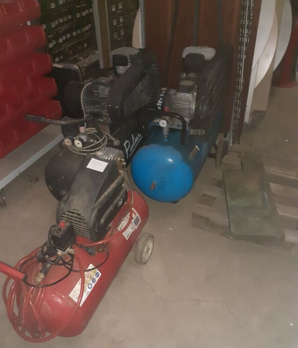 Compresseurs et Sableuses - Air compressor: picture 1 Compresseurs et Sableuses - Air compressor: picture 1