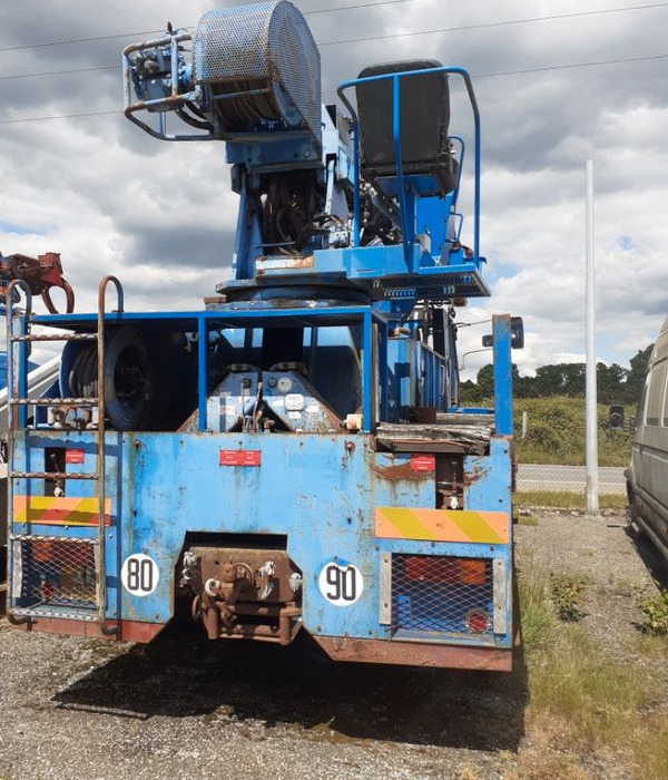 Camions 4x4 tarieres ex EDF pour plantation poteaux betons ou bois - Construction machinery, Truck: picture 4 Camions 4x4 tarieres ex EDF pour plantation poteaux betons ou bois - Construction machinery, Truck: picture 4