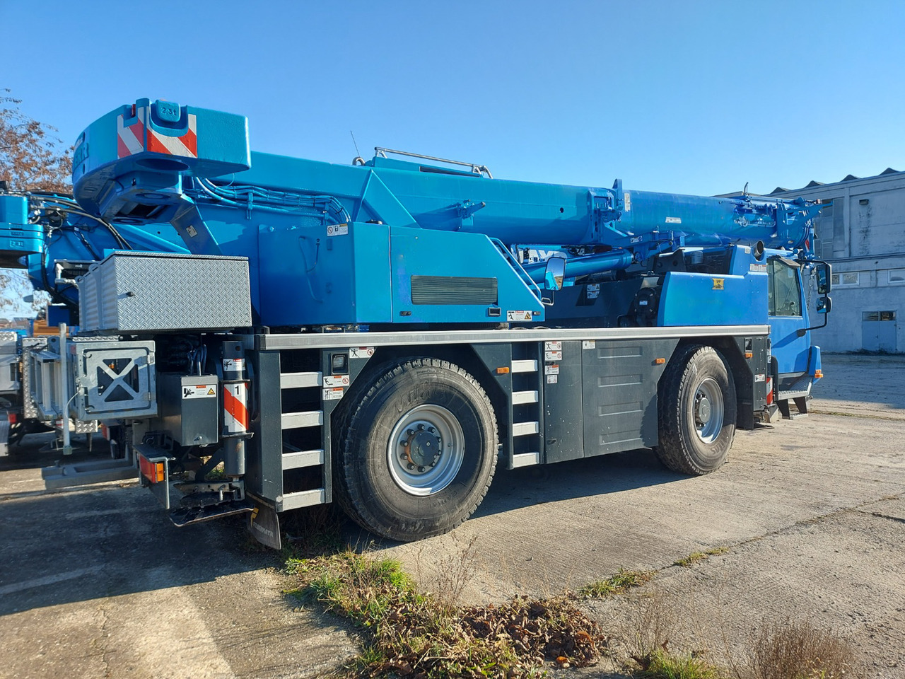 LIEBHERR LTM 1030-2.1 - Mobile crane: picture 2 LIEBHERR LTM 1030-2.1 - Mobile crane: picture 2