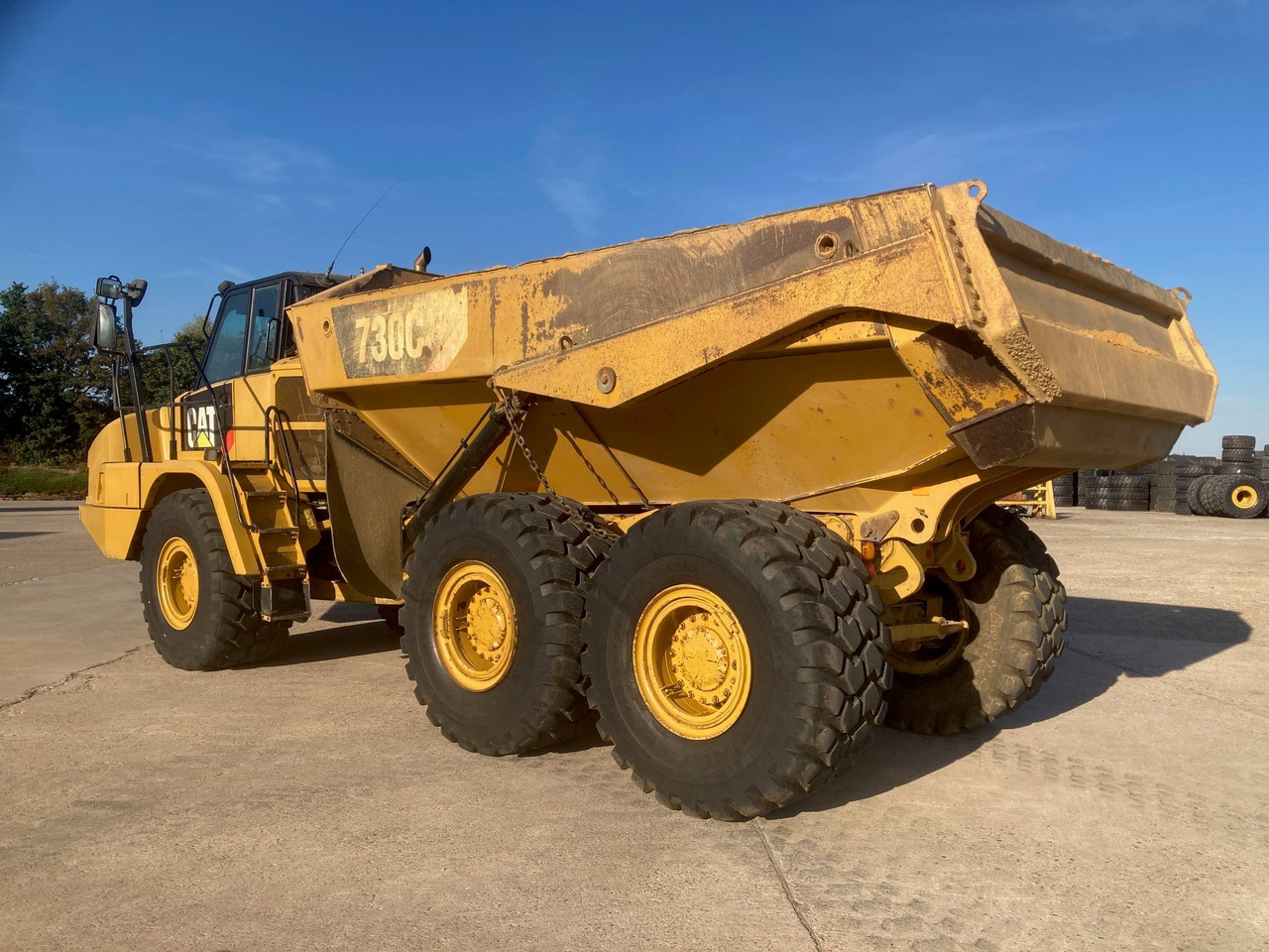 CATERPILLAR 730C - Articulated dumper: picture 3 CATERPILLAR 730C - Articulated dumper: picture 3