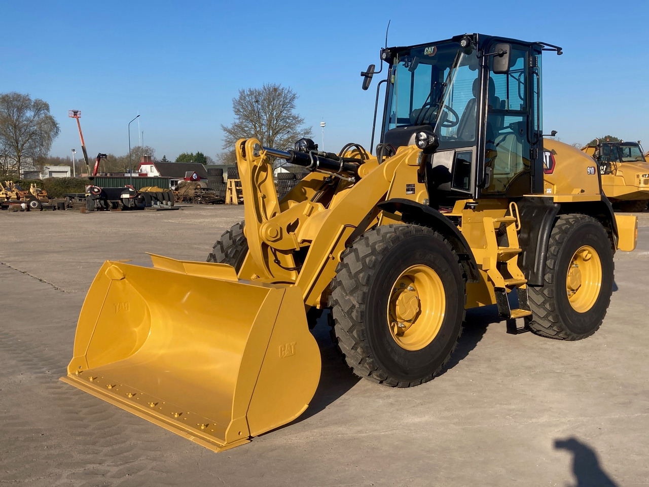 CATERPILLAR 910 - Wheel loader: picture 3 CATERPILLAR 910 - Wheel loader: picture 3