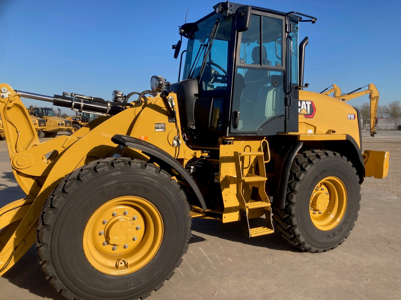 CATERPILLAR 910 - Wheel loader: picture 2 CATERPILLAR 910 - Wheel loader: picture 2
