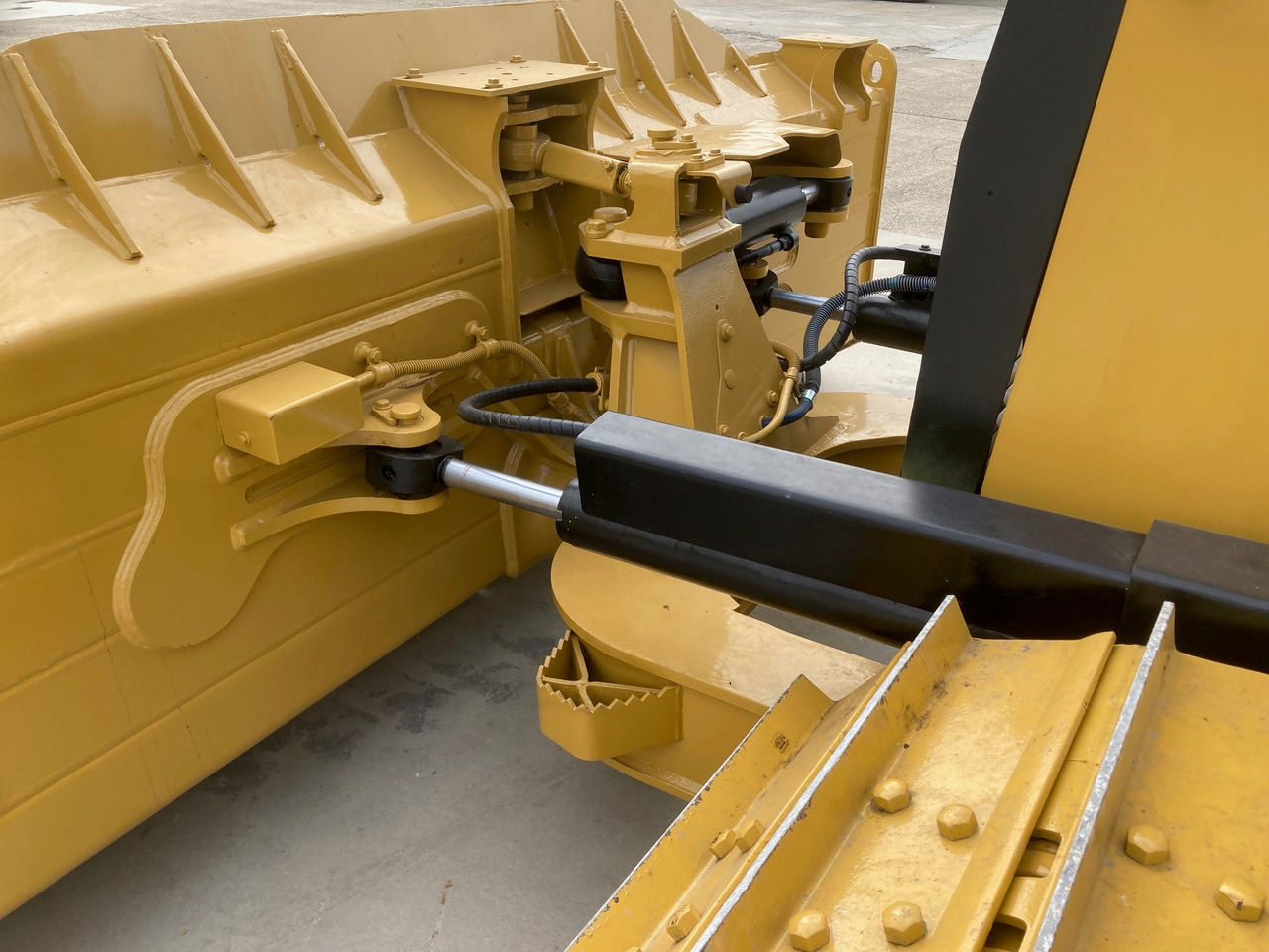 Bulldozer CATERPILLAR D6K2 LGP: picture 7