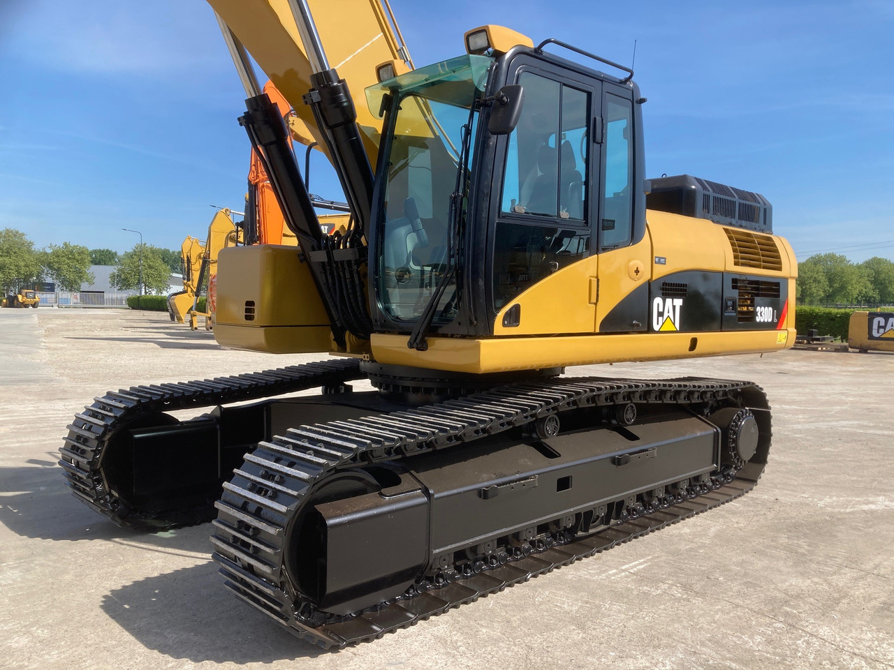 Caterpillar 330DL - Crawler excavator: picture 2 Caterpillar 330DL - Crawler excavator: picture 2