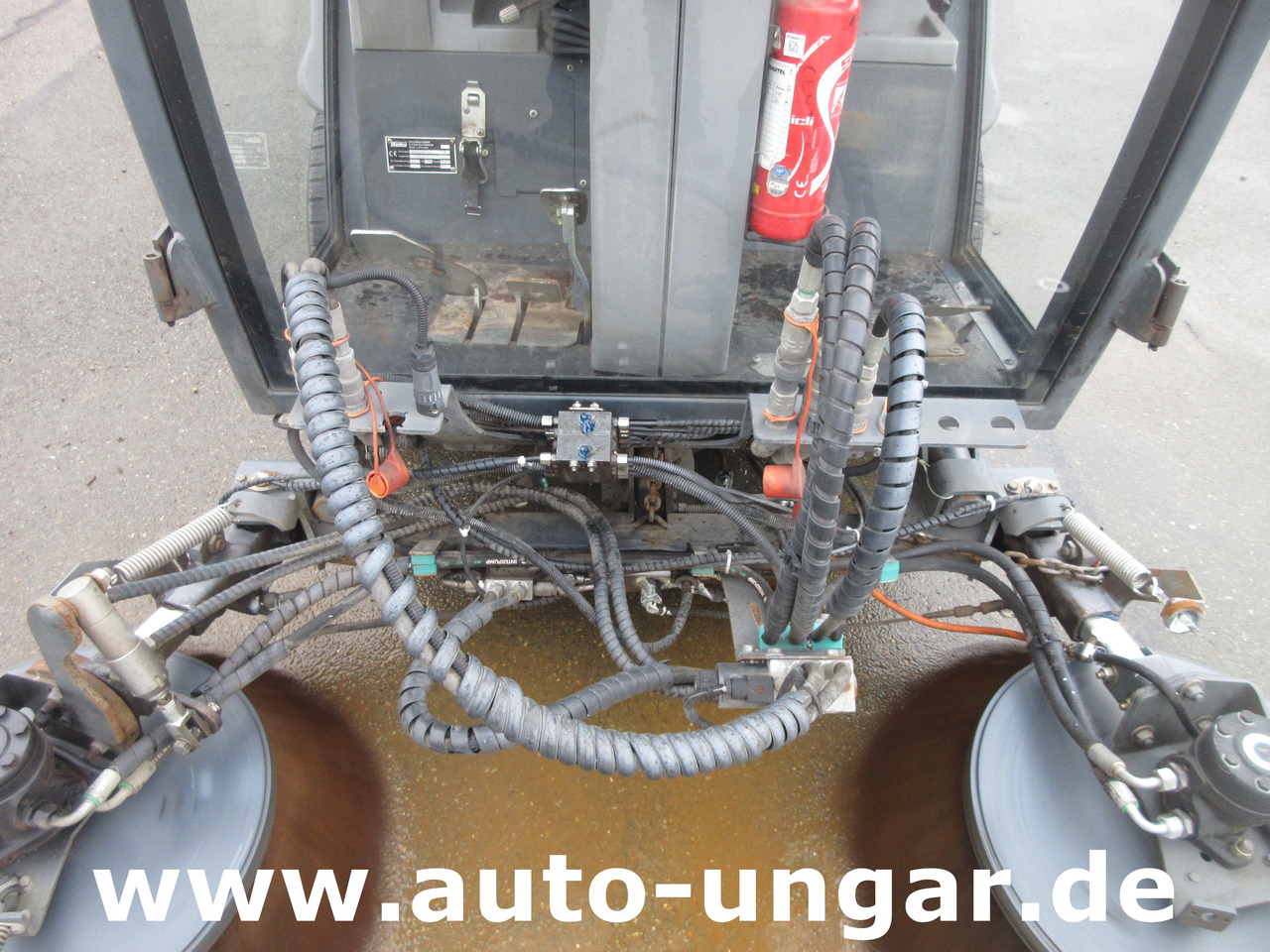 Hako Citymaster CM 1200 Kleinkehrmaschine 4x4 Geräteträger - Road sweeper: picture 5 Hako Citymaster CM 1200 Kleinkehrmaschine 4x4 Geräteträger - Road sweeper: picture 5